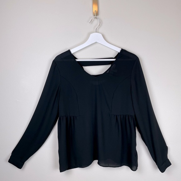 Olive & Oak Fitted Long Sleeve Blouse Size Small - Picture 3 of 6